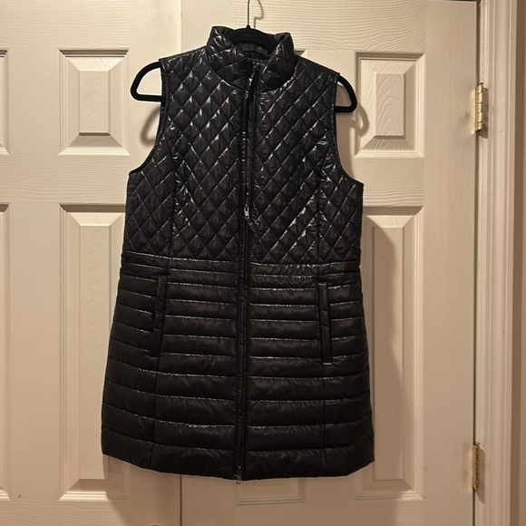 Talbots Long Black Primaloft-Filled Puffer Vest - Picture 9 of 13